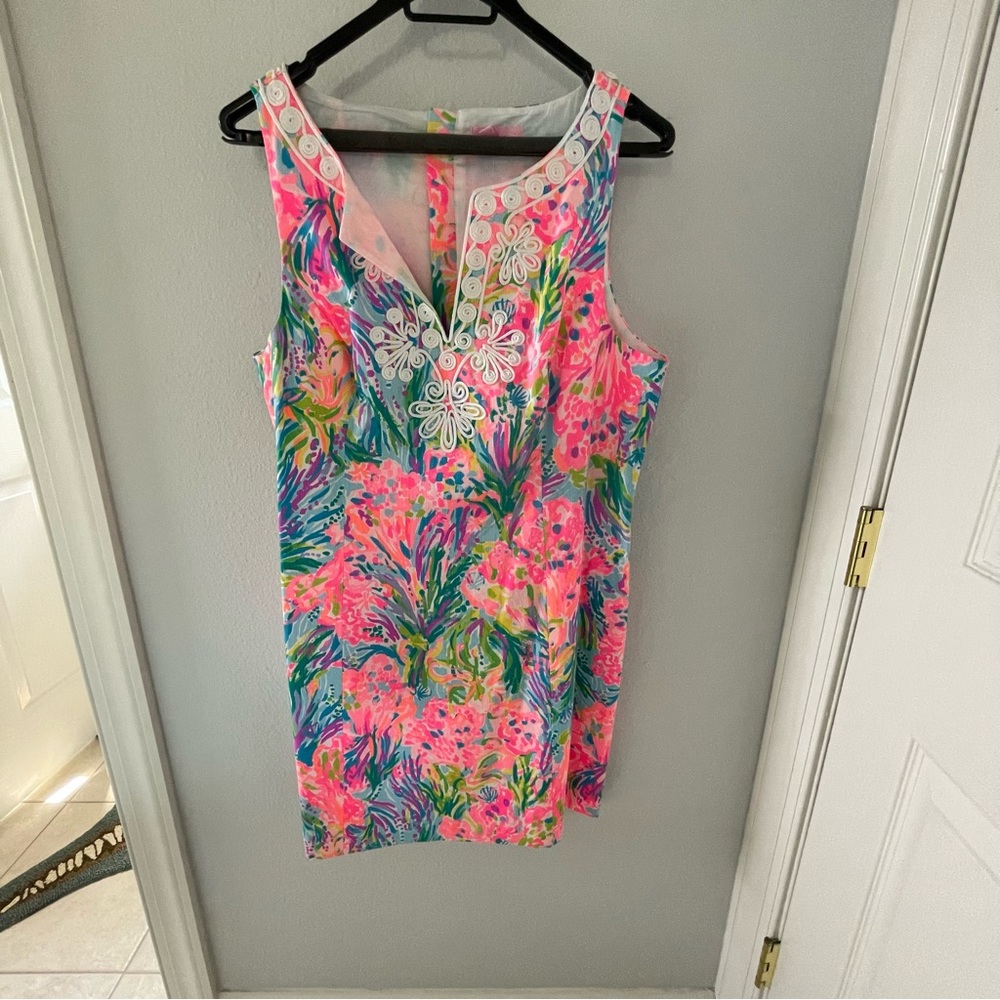 Lilly Pulitzer size 12 NWT.  Fully lined.  Fits like a size 10